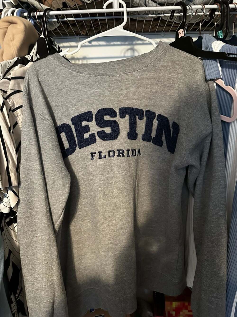 Pacific & Co Destin Florida Sweatshirt Size Medium Gray Crewneck